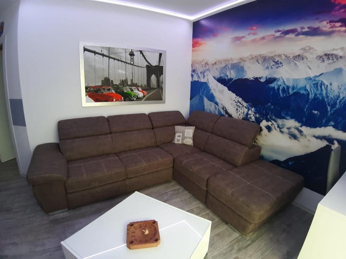 Maison De Massimo Cir 44